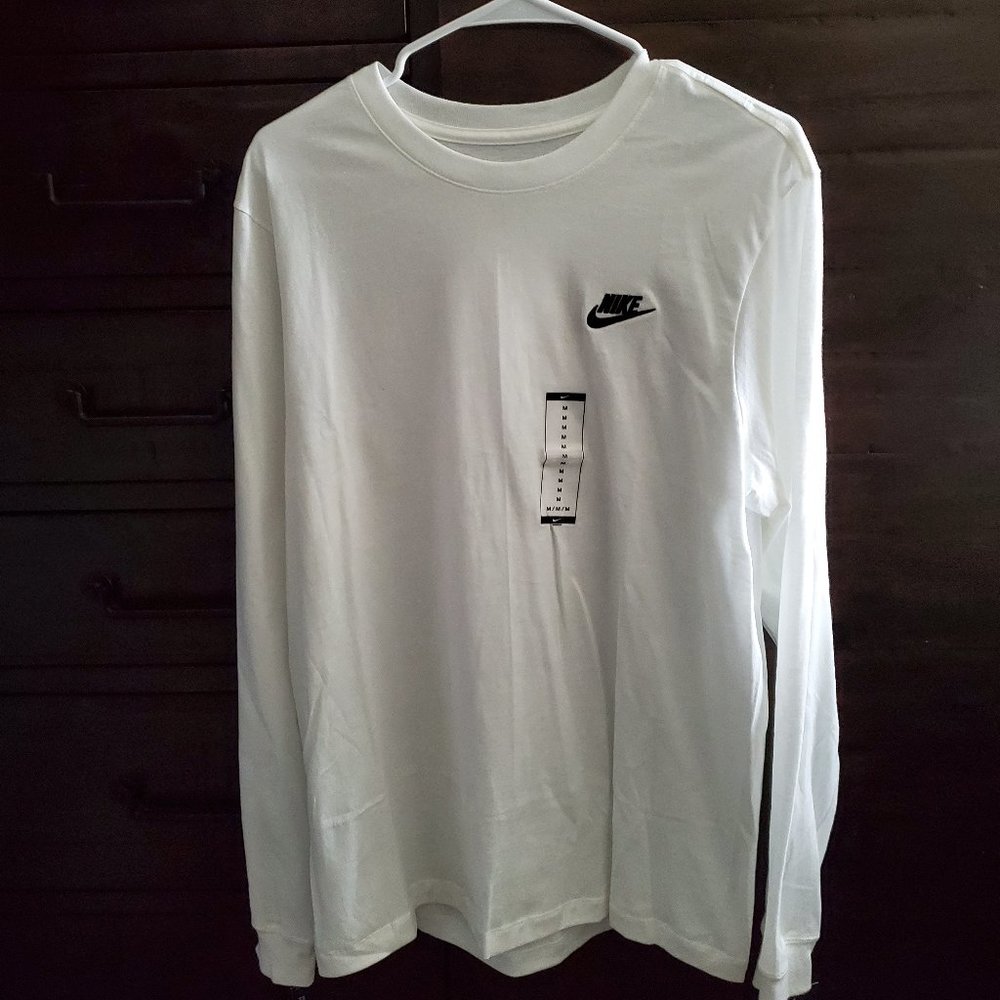 NIKE SPORTSWEAR MEN'S LONG-SLEEVE T-SHIRT WHITE